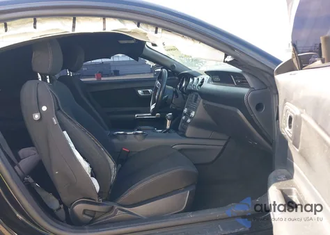 2018 Ford Mustang Ecoboost z USA, uszkodzony, nr VIN 1FA6P8TH3J5110847